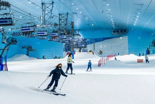 Ski Dubai Tickets Gallery Image