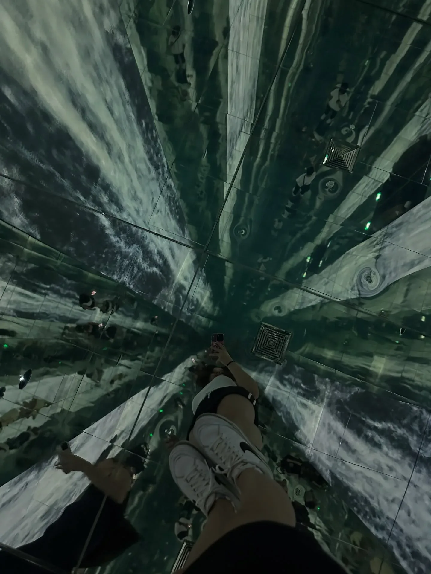 ARTE Museum Dubai mirror room with immersive digital art reflections