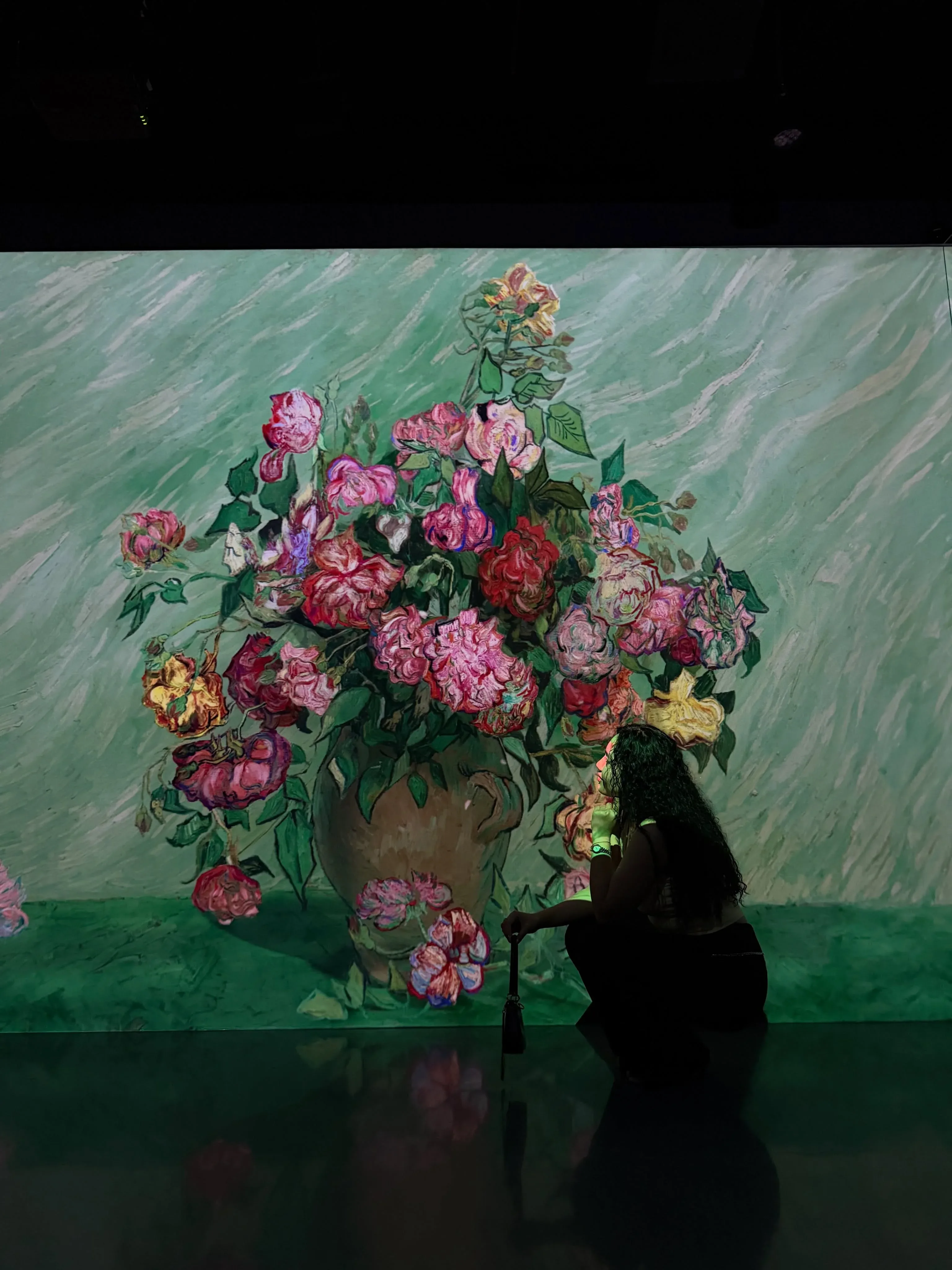 ARTE Museum Dubai immersive Van Gogh flower artwork installation